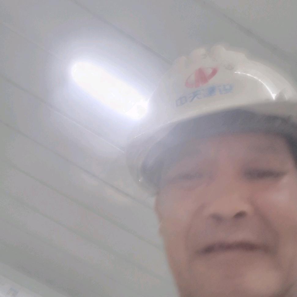 要爱就深爱，不爱别伤害！伤不起！