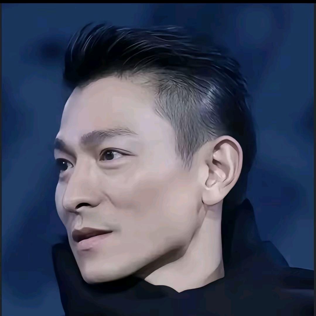 施三少！单身就单身