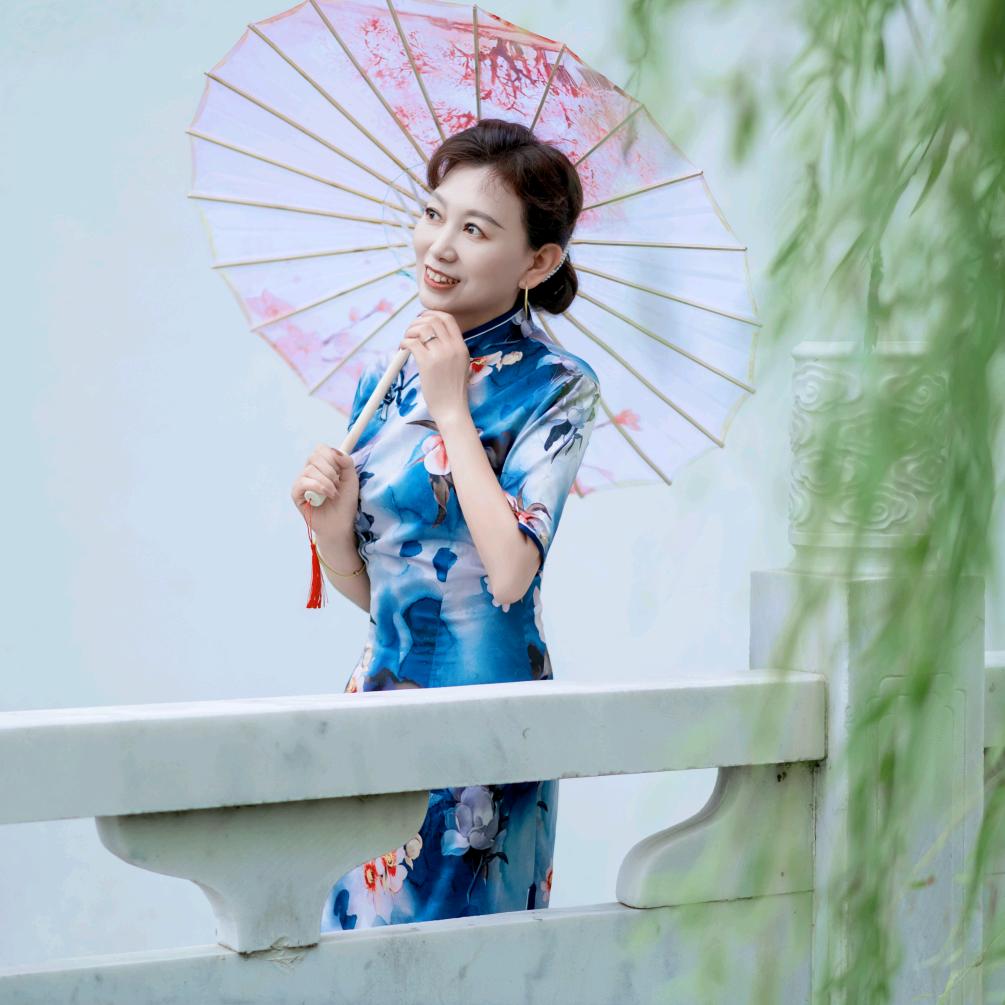 分路口小利超市