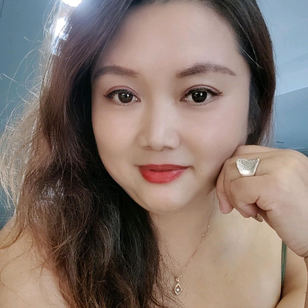 幸福的奶茶姐。🌹