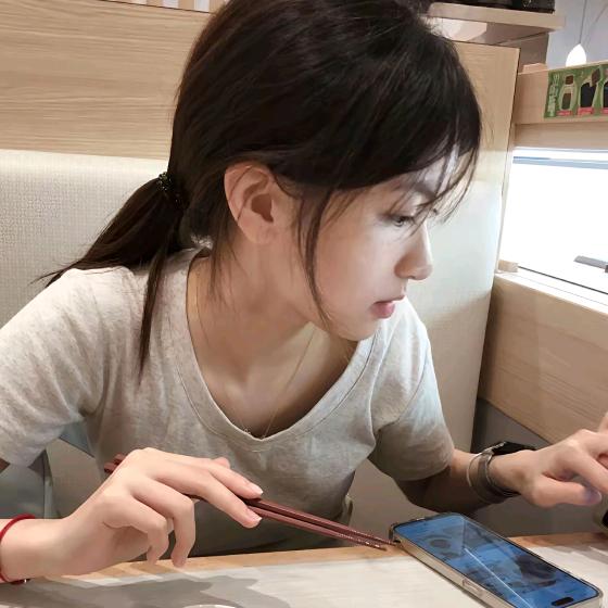 一只失眠的猫
