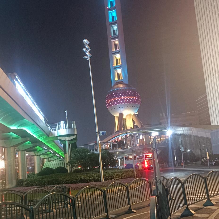 日出东方