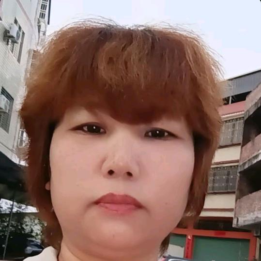 春英（余兴拔靚放养鸡）