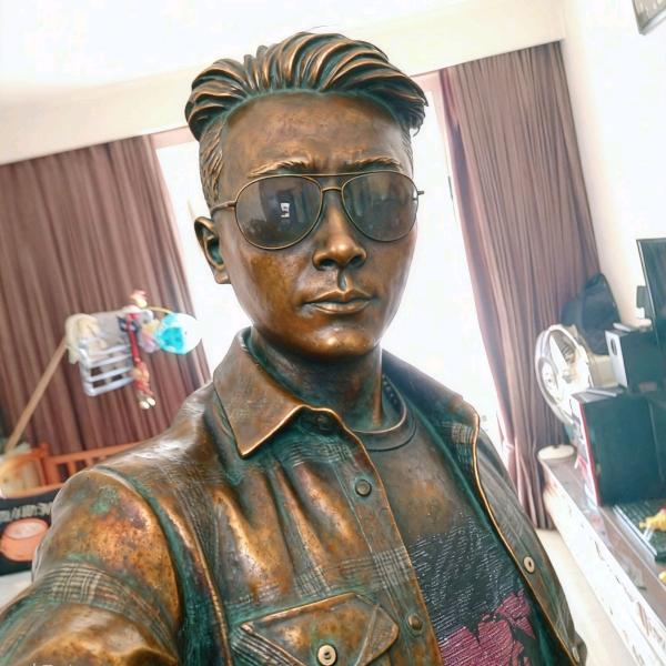 小雞多米