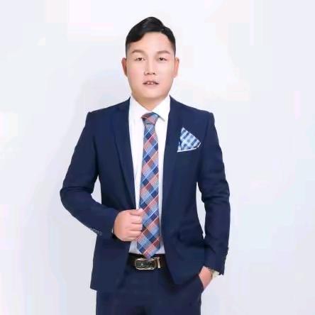 两个孩子酒吧爱我