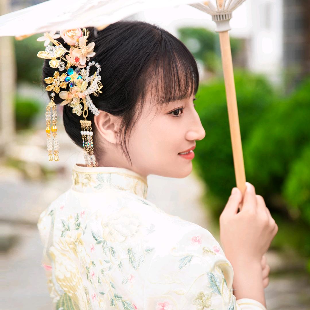 纳西      小小松