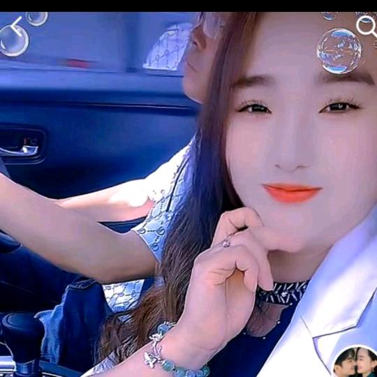 蝶舞热爱生活，热爱娱乐，纯属娱乐开心就好