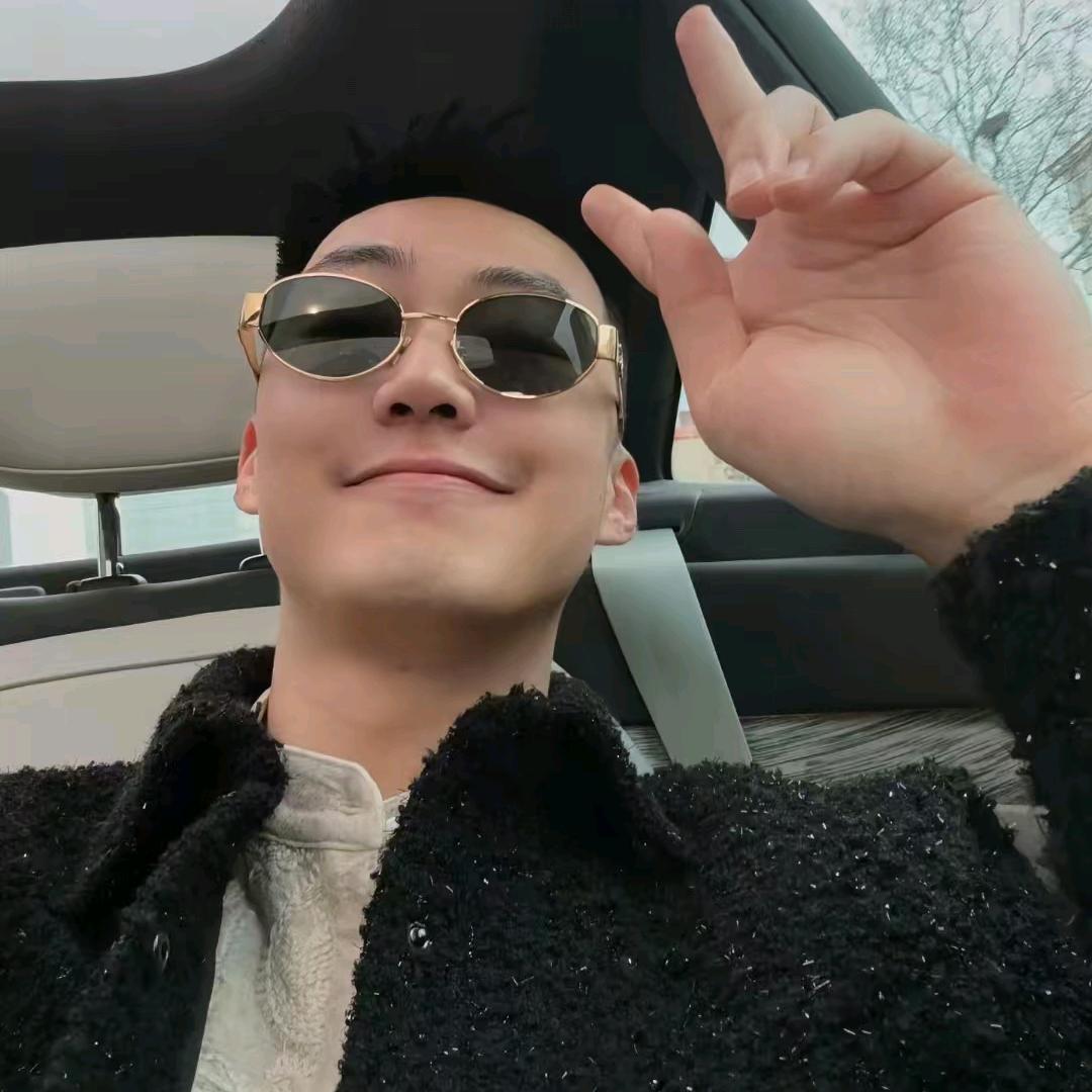 陳發財【私服穿搭】