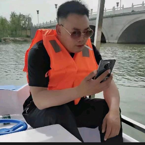 超越果业