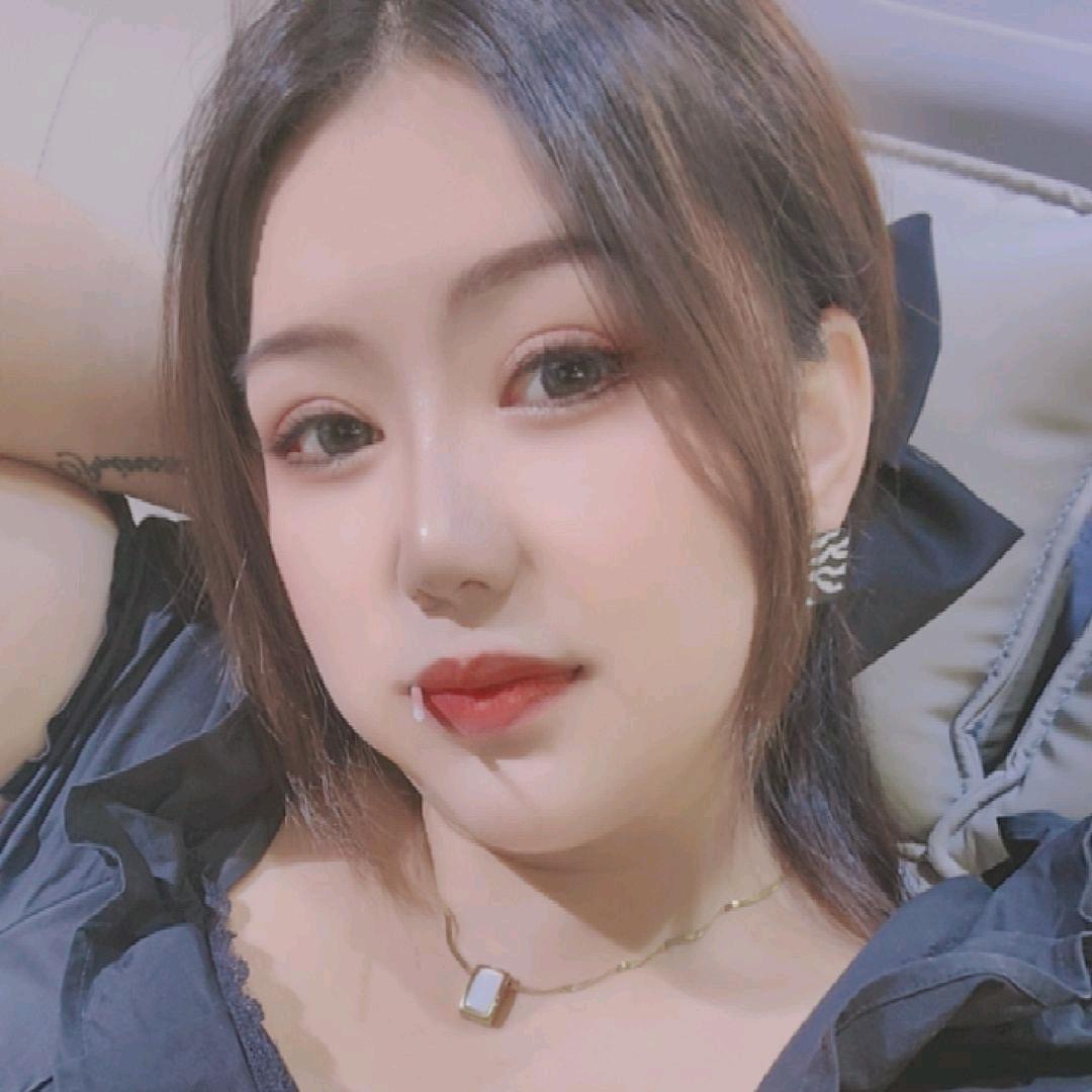 诺上家居～小婕