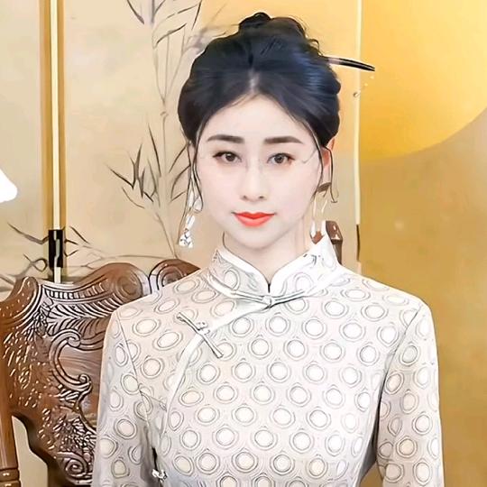 开心妹专业贴砖