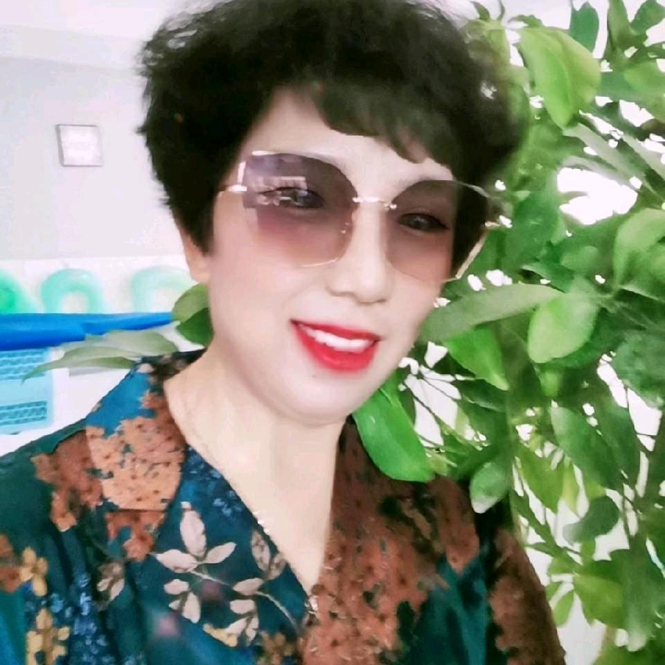 王美菊