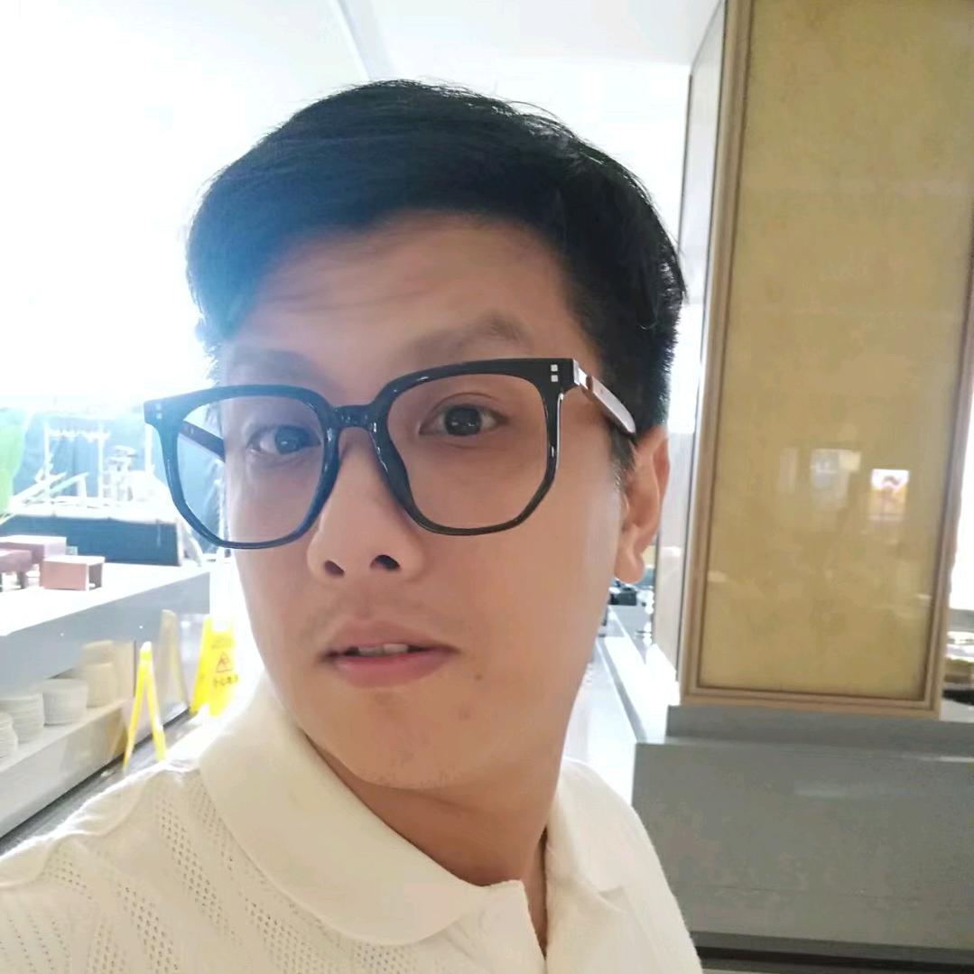 浩飞—Adam
