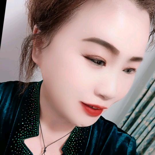 君子兰《靓姐》