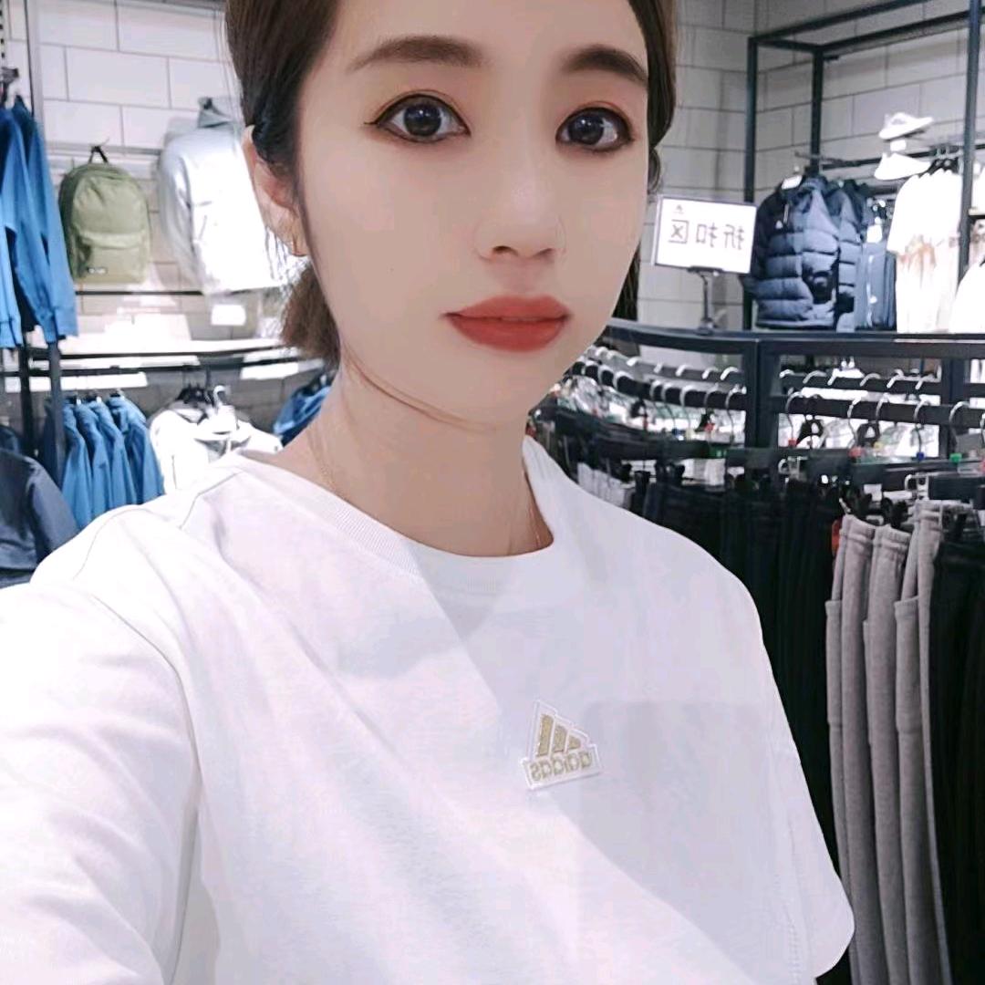 热爱生活的女人