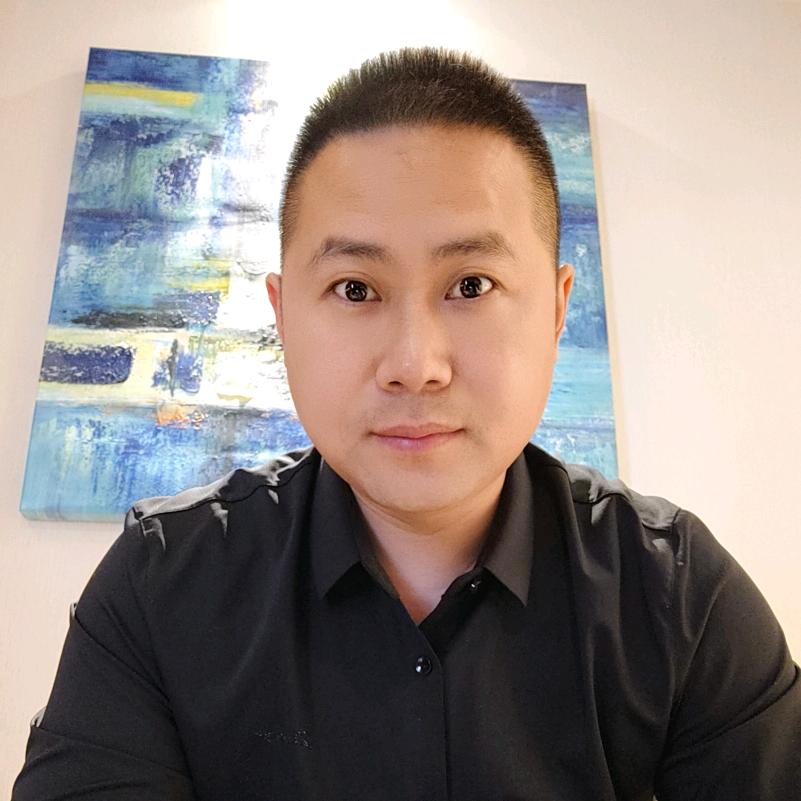热爱生活的笛哥