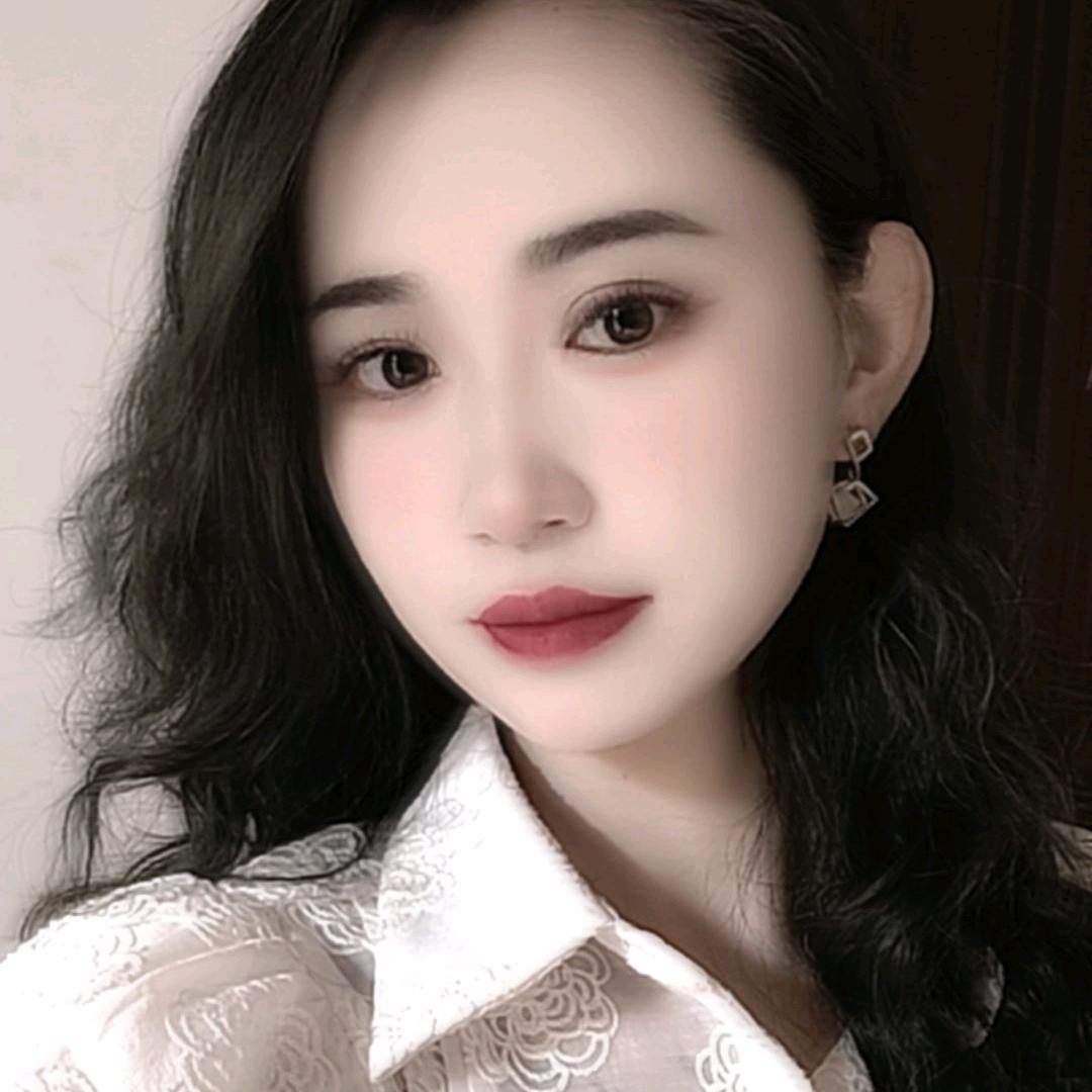 ，