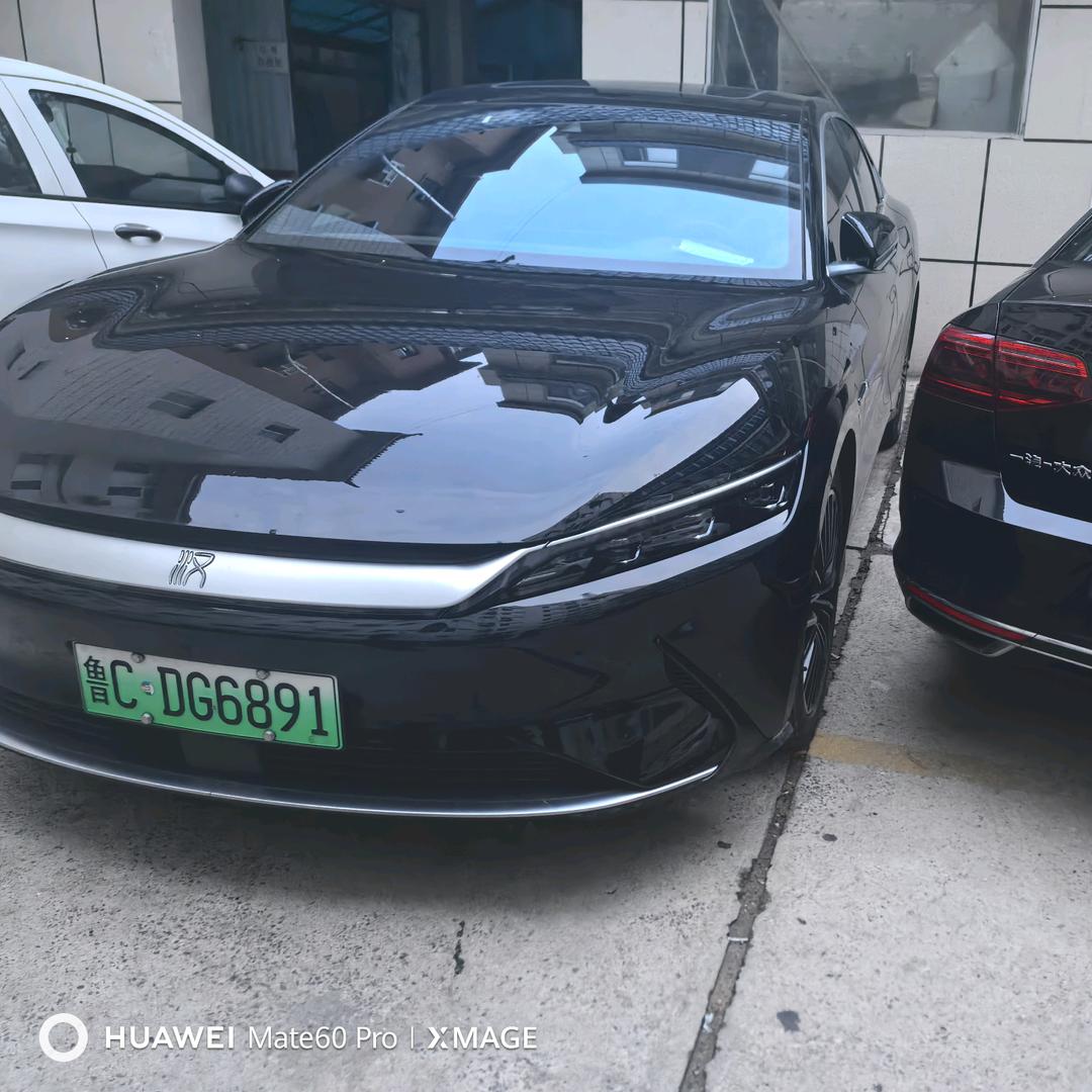 开迈腾的支付小哥