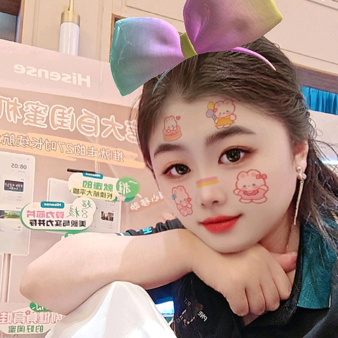 河畔有佳人兮