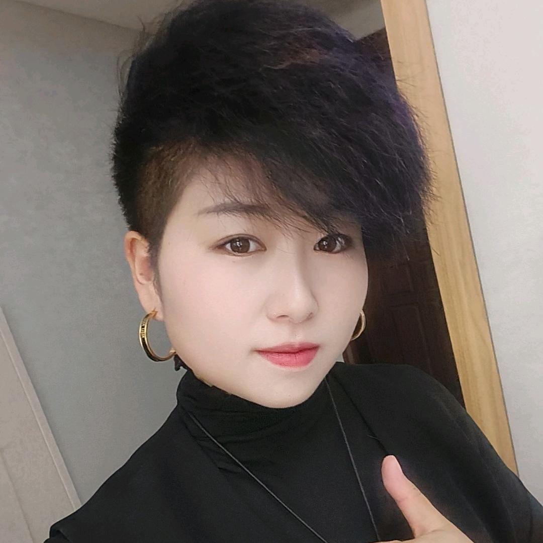 叫我侯姐