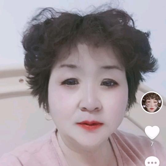 兰花草🌸