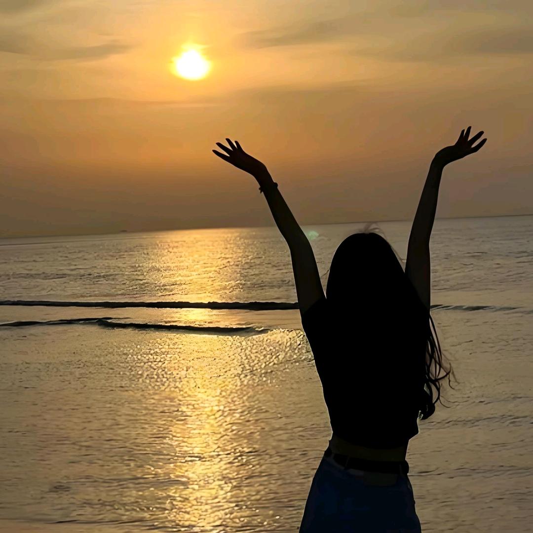 💜月亮🌙（不被定义）