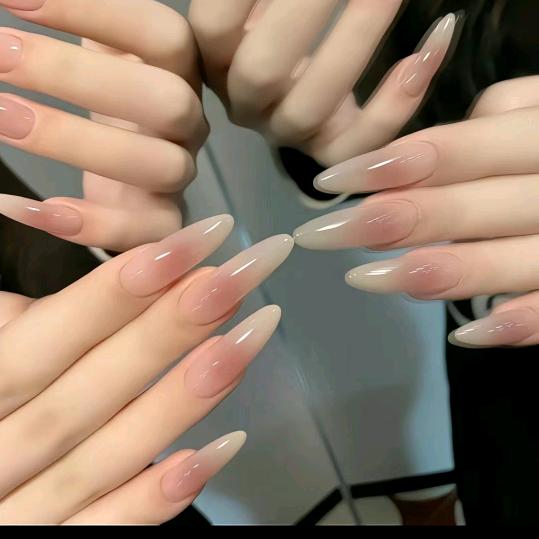 西安初一上门美甲美睫