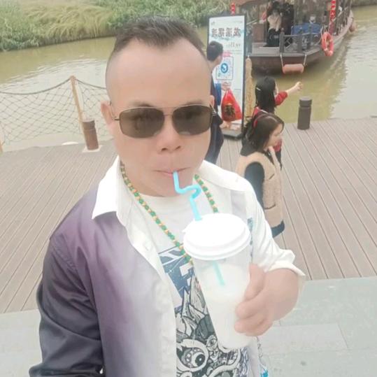 🥰潇🥳洒🥳哥🥳