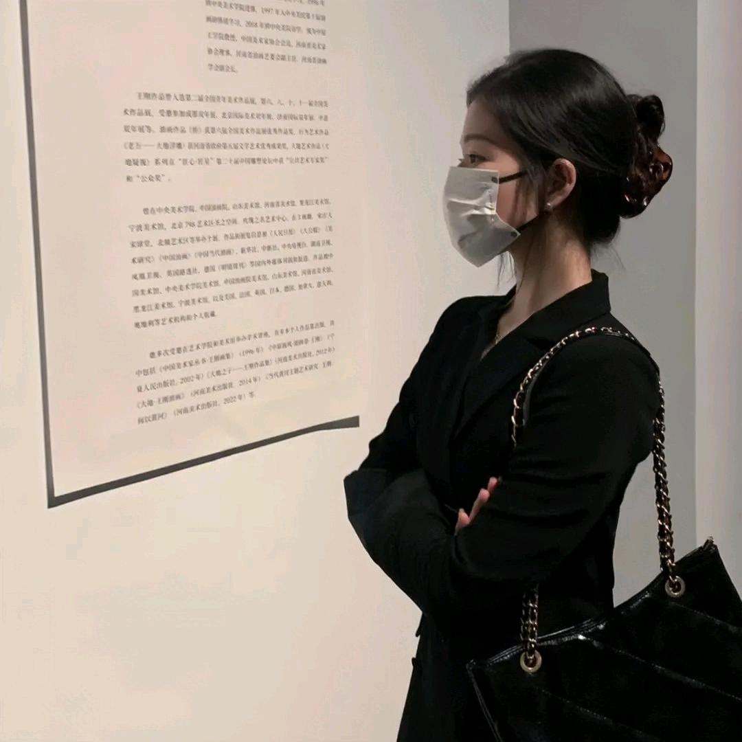 三三爱看剧