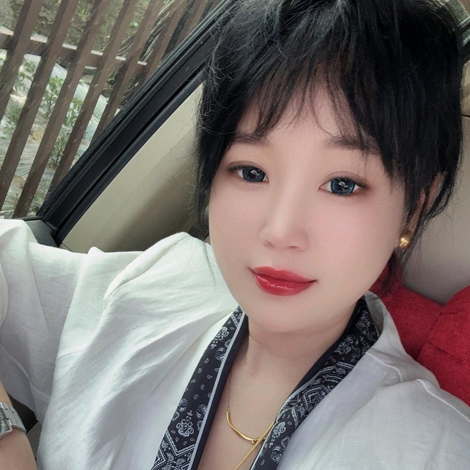 衣诺千金•建三江女装