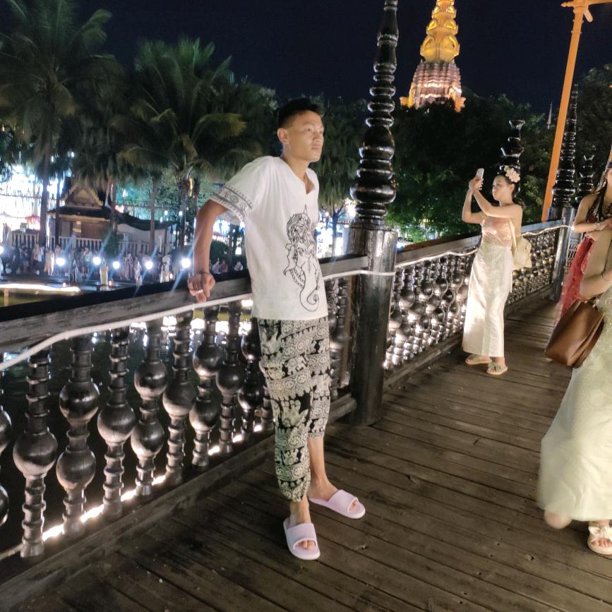 ឩ໊၀ឩ໊ᰁ᭄小强