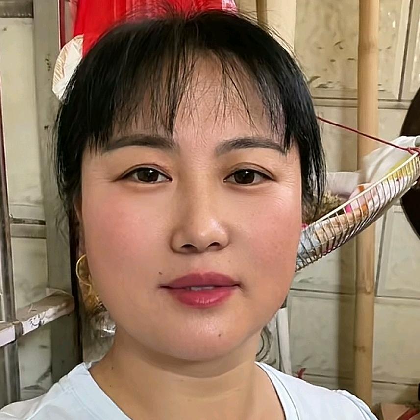 秀兰（一个人）