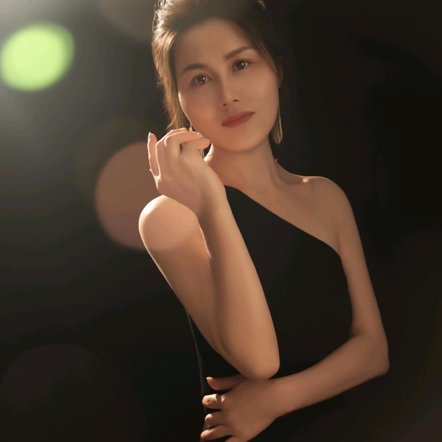 太湖80后杨妹