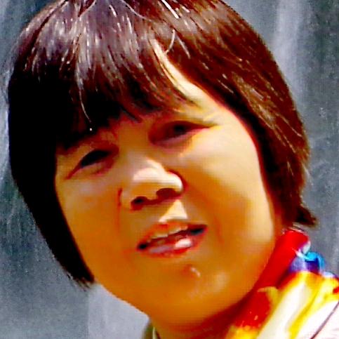 拥抱蓝天白云