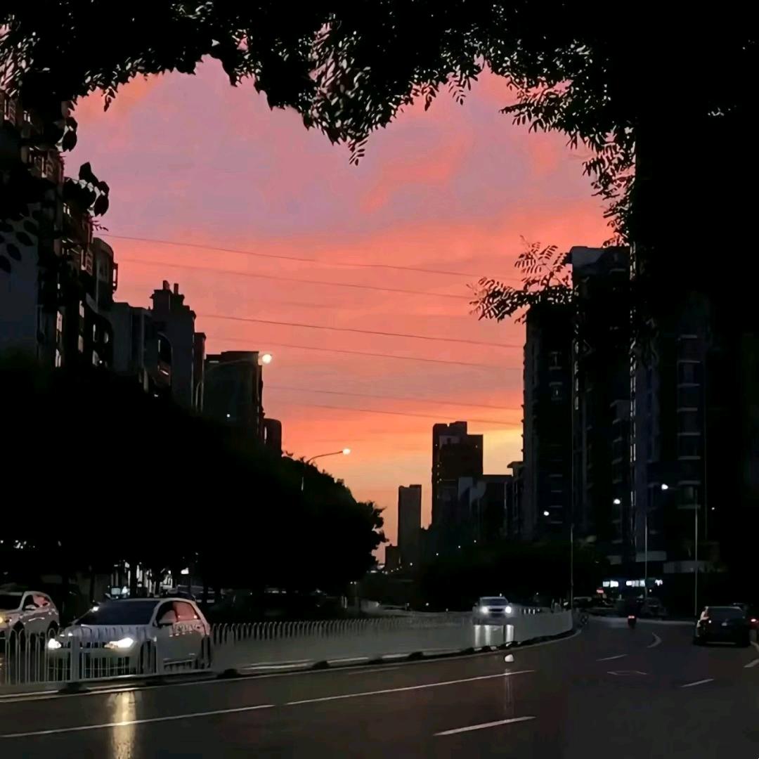 ℳ̶̶♡̶҉陌路ღ᭄ℳ