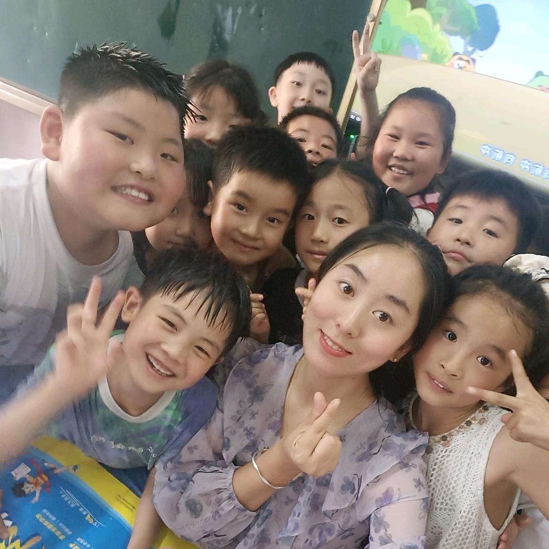 沈丘双语学校徐老师