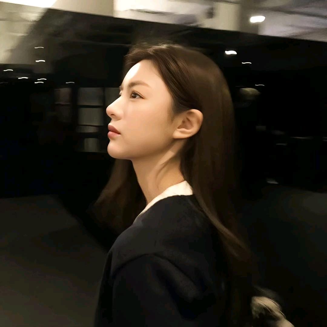 Qeyui🗨