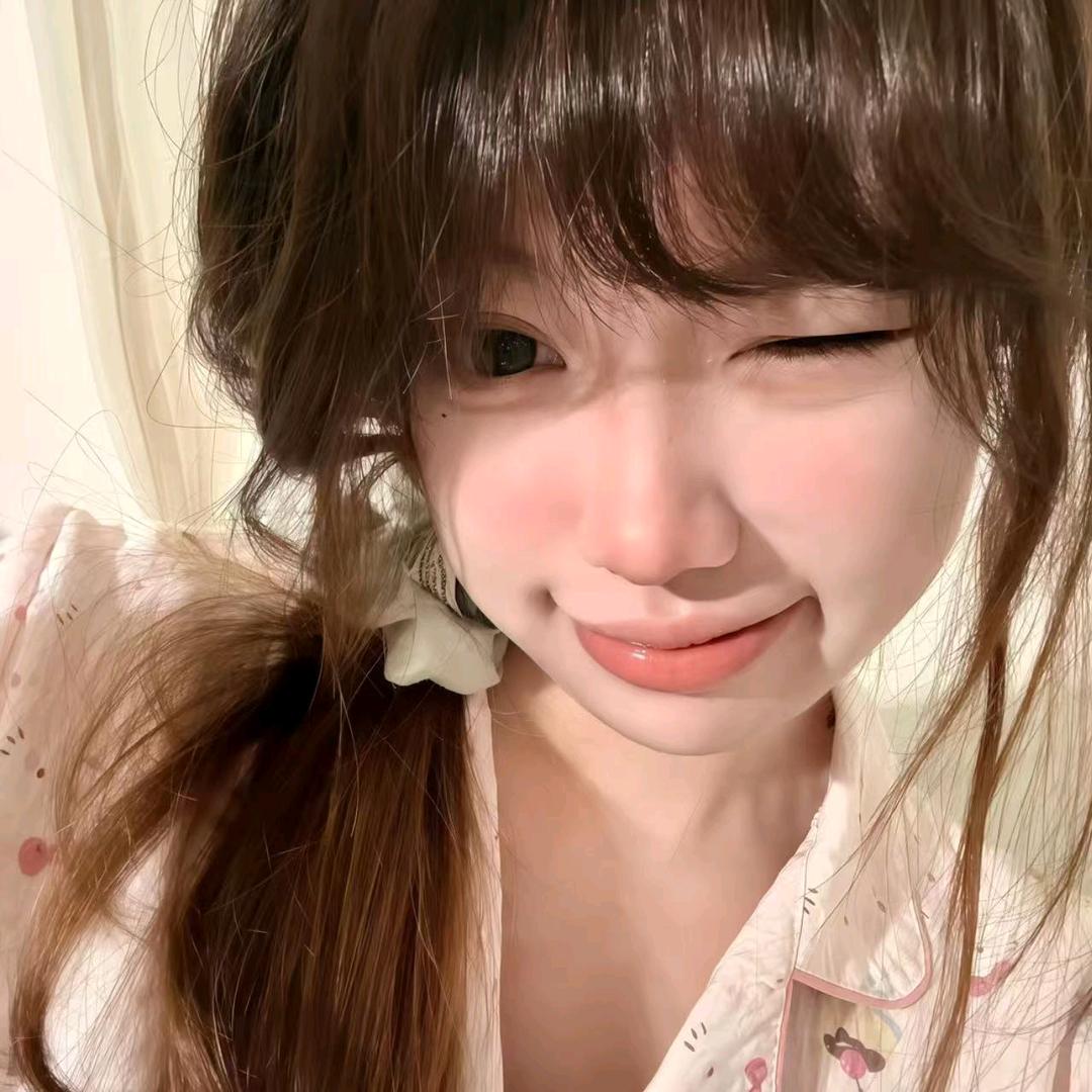 萍.