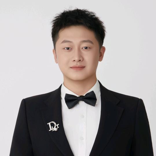 太原极狐小马汽贸园-小登