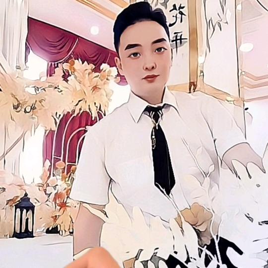 宇 航