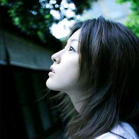 女人为谁妆