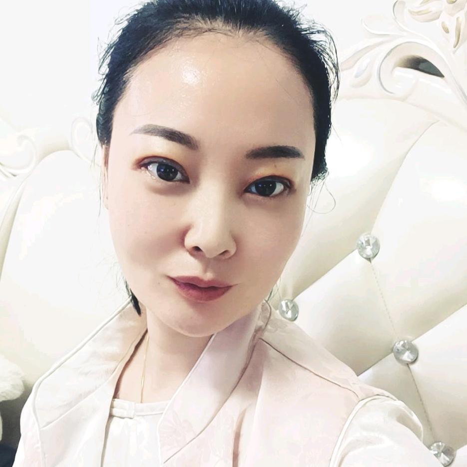 妍红美学