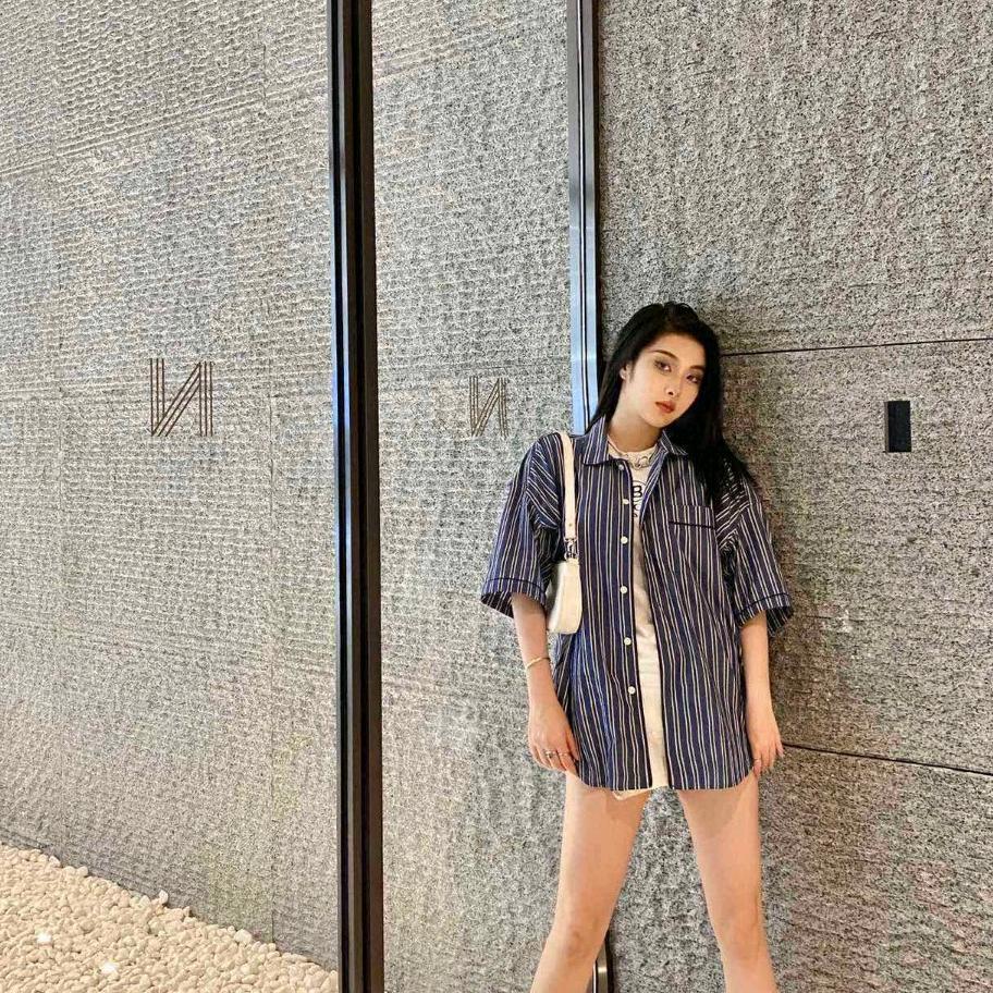 武汉市经济技术开发区完玲列百货商行