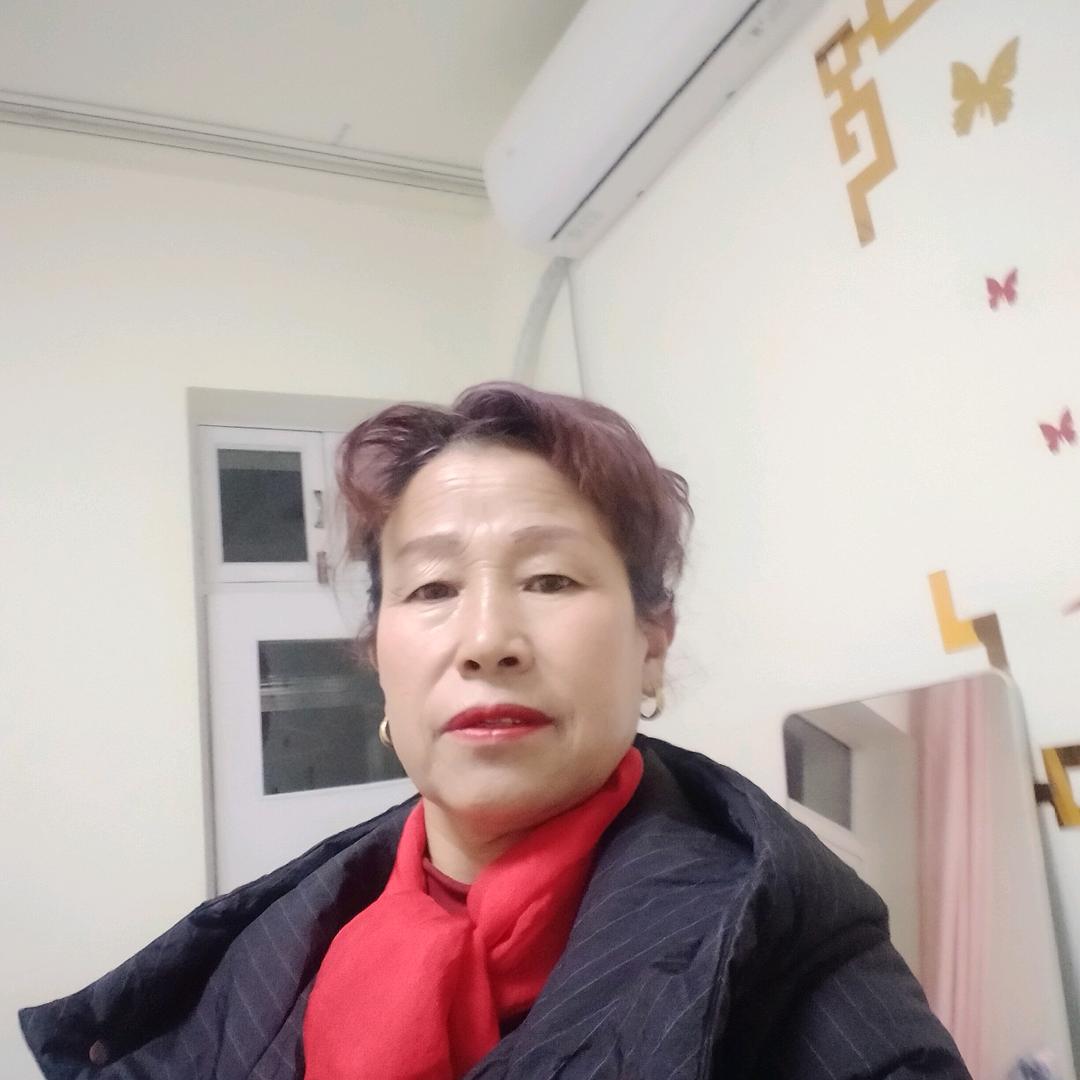 雪儿飘，晚上八点十分开播