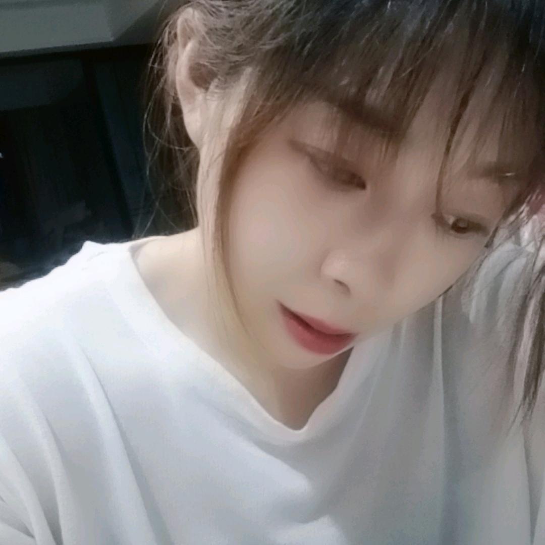 八零后♥️半颗糖