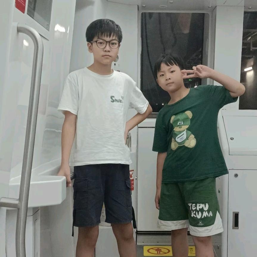 各自💕忙碌✔️✔️✔️