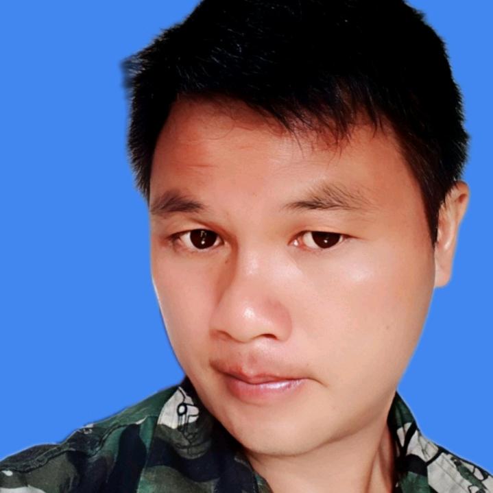 眼镜男人