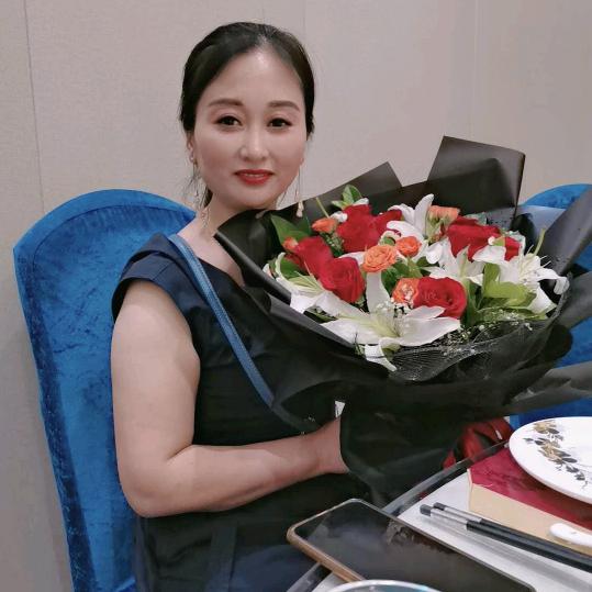 杨丽