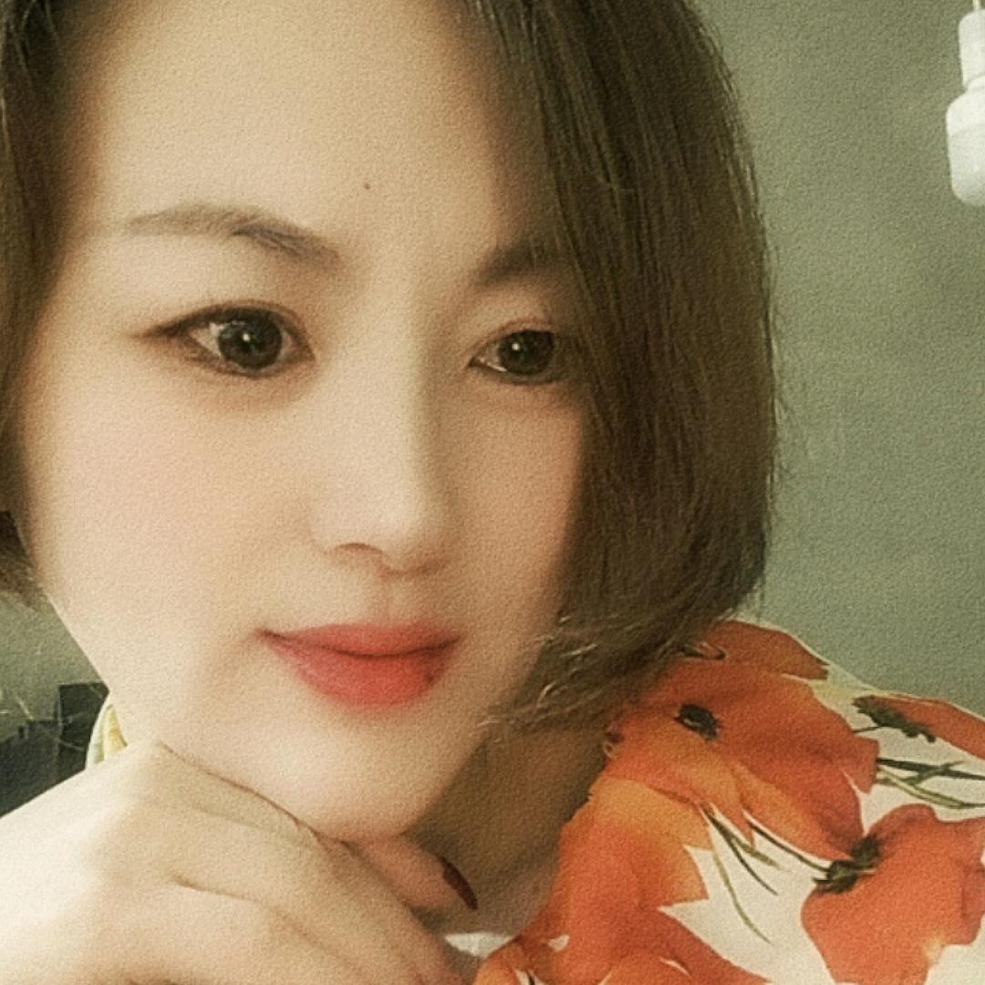 英子