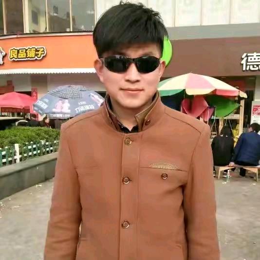 驼背仔